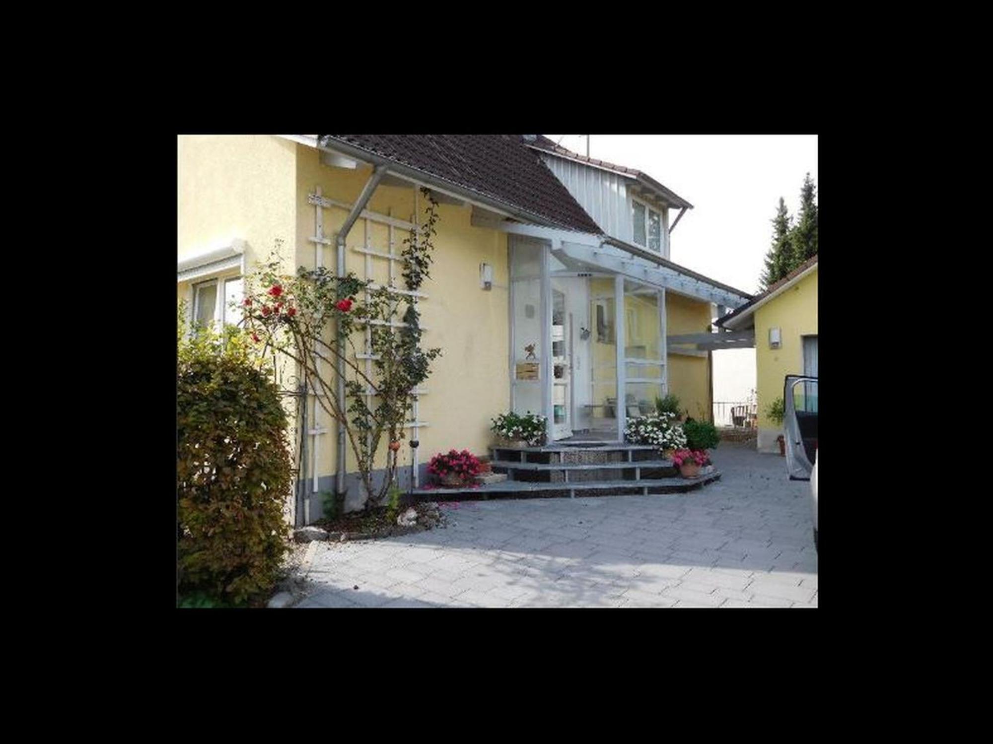 Gaestezimmer Cleo Uhldingen-Muehlhofen